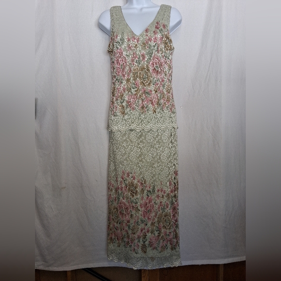 Vintage Easter Full Lace Detailed Elegant Floral Wedding Scalloped  Dress Small - Picture 5 of 12